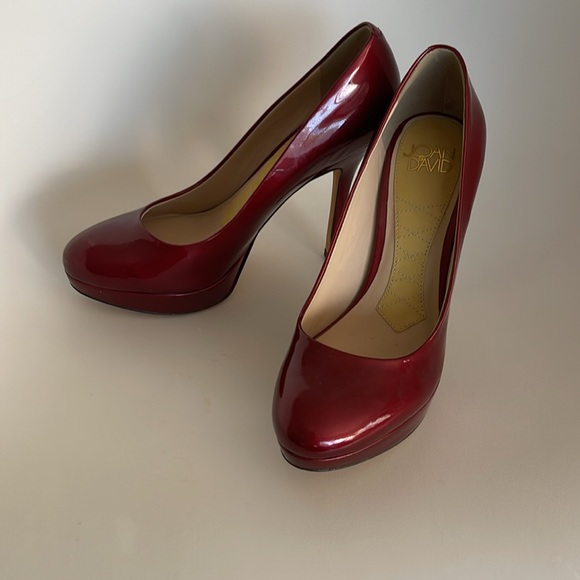 Joan & David Flipp Red Patent Leather Heels - Picture 4 of 5